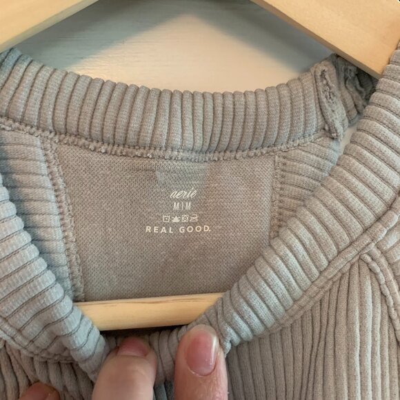 Aerie grey bramie tank top - Picture 3 of 4